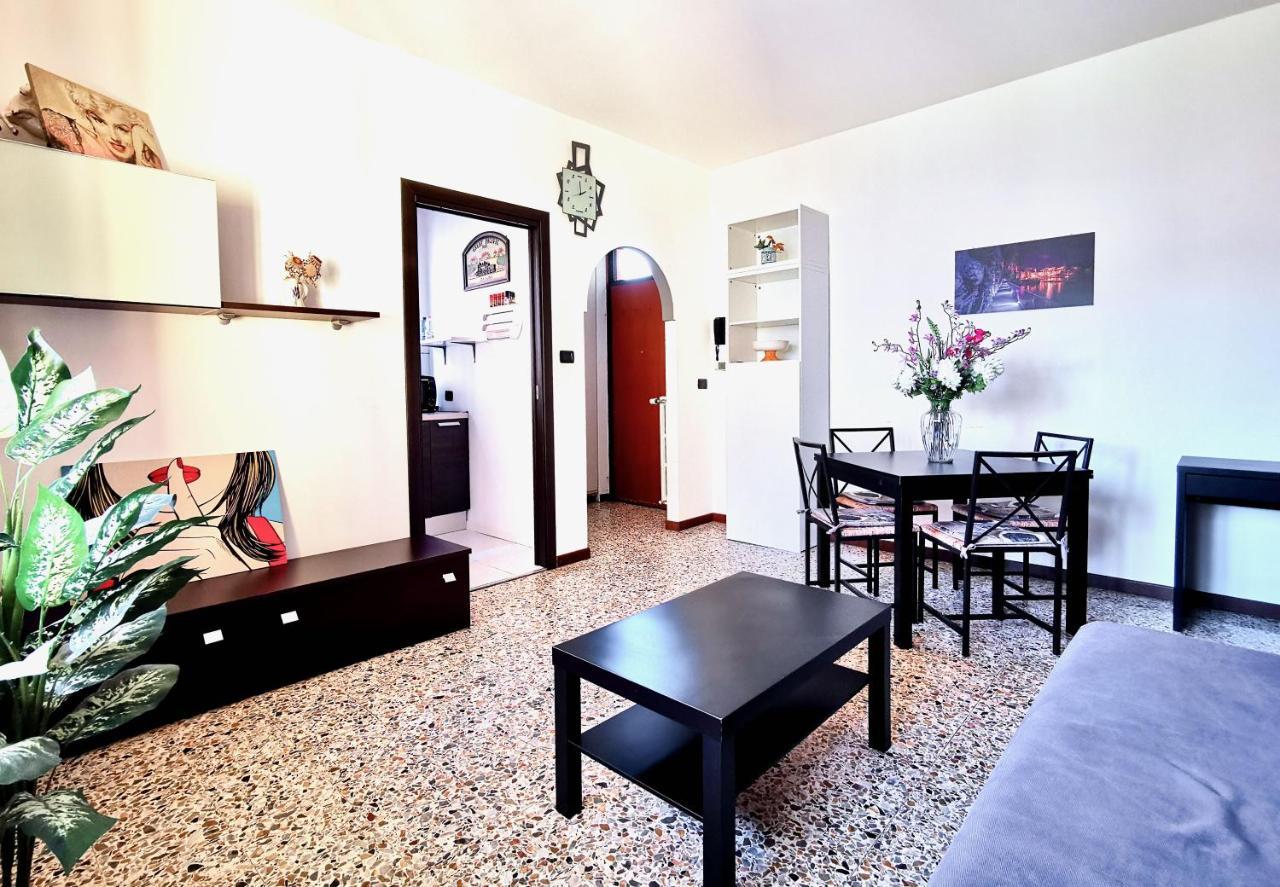 Apartamento Casa Da Ste Mandello del Lario Exterior foto